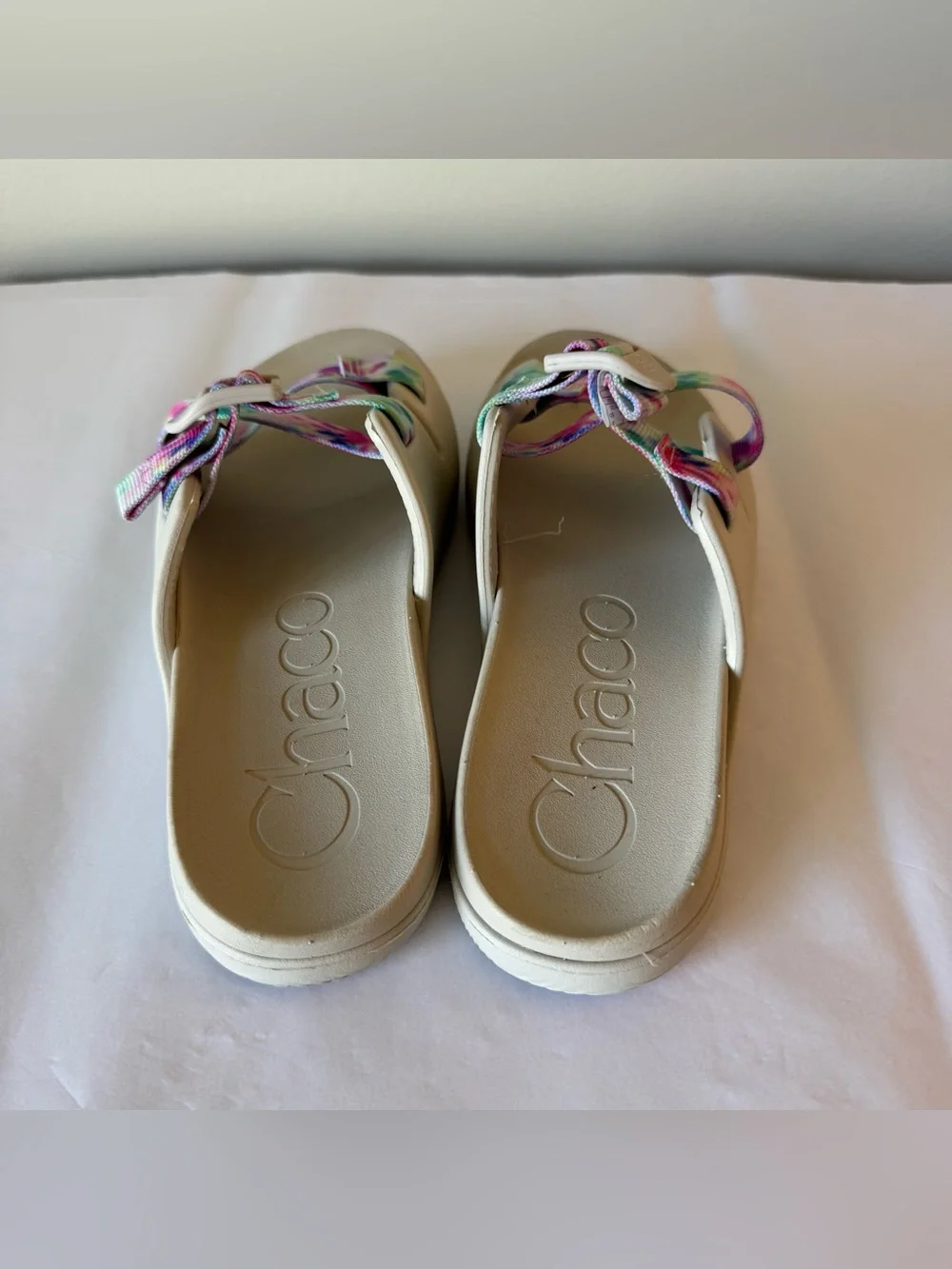 CHACO Size 6 Girls Youth Sandals Slides - Tie Dye